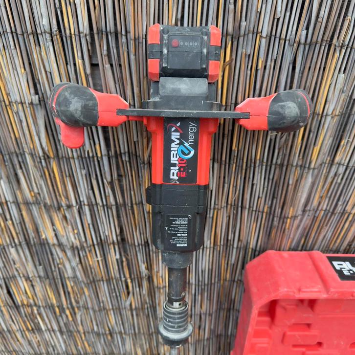 Rubimix E-10 Energy elektrische mixer met koffer., Doe-het-zelf en Verbouw, Gereedschap | Handgereedschap, Zo goed als nieuw, Ophalen of Verzenden