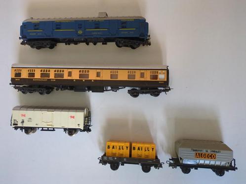 3 Lima en 2 Jouef wagens, waaronder SBB, Wagon Lits wagens, Hobby en Vrije tijd, Modeltreinen | H0, Gebruikt, Wagon, Gelijkstroom