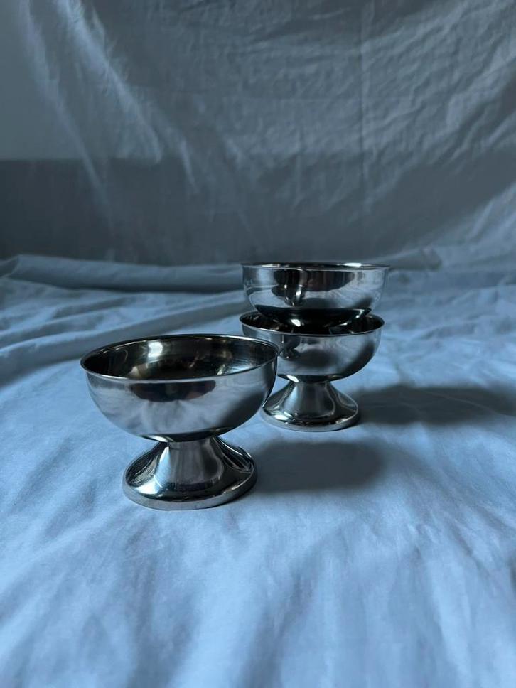 Vintage Franse RVS ijscoupes dessert inox coupes set van 3, Huis en Inrichting, Keuken | Servies, Overige typen, Overige stijlen