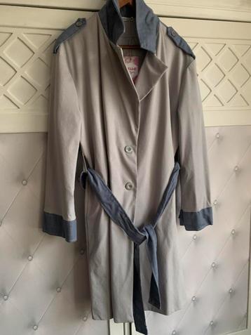 Trenchcoat maat 48/50 grijs met spijkerstof beschikbaar voor biedingen