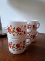 4x arcopal melkglas koffie / thee kopje, Ophalen of Verzenden, Huis en Inrichting