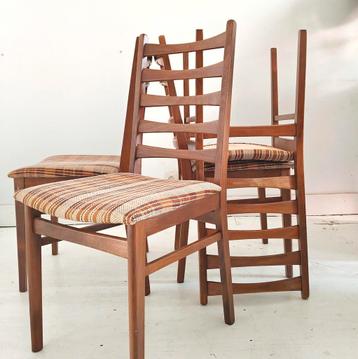 Vintage ladder eetkamerstoelen '70s stof beschikbaar voor biedingen