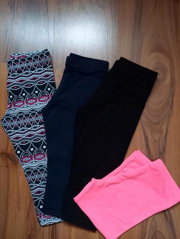 3 halve leggings ,maat 122-128  (3 + 1 legging gratis) beschikbaar voor biedingen