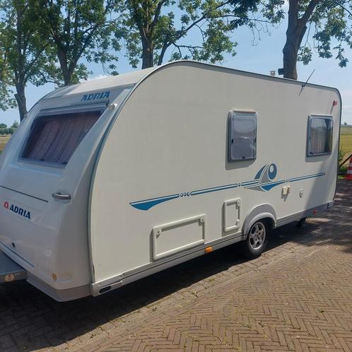 Mooie caravan, Caravans en Kamperen, Caravans, Particulier, Rondzit, Adria, Dwarsbed, 6 tot 7 meter, Douche, Fietsenrek, Hefdak