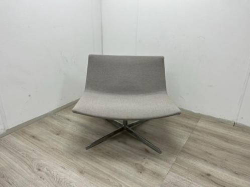 Arper Catifa 80 design stoel lounge fauteuil grijs, Huis en Inrichting, Fauteuils, Zo goed als nieuw, Stof, Overige materialen