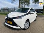 Toyota Aygo 1.0 VVT-i x-play Automaat Camera Tel Km 21729, Origineel Nederlands, Te koop, Benzine, 4 stoelen