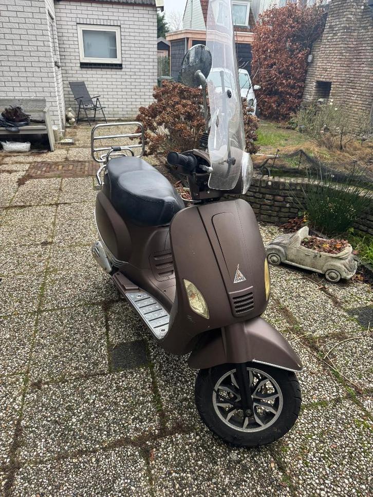 Scooter Turbho RL-50 opknapper / onderdelen, Fietsen en Brommers, Scooters | Overige merken, Gebruikt, Maximaal 25 km/u, Benzine