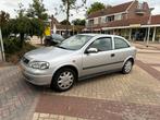 Opel Astra 1.6 I 1998 Grijs, Auto's, Voorwielaandrijving, 74 pk, 562 kg, 4 cilinders