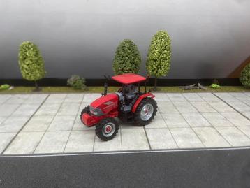 Lading McCormick trekker beschikbaar voor biedingen