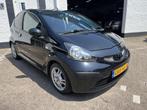 Toyota Aygo 1.0-12V /Lm velgen/Airco, Voorwielaandrijving, Stof, Gebruikt, 4 stoelen