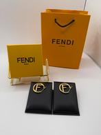Fendi Oorbellen, Hangers, Ophalen of Verzenden, Zo goed als nieuw, Goud