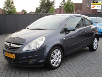 Opel Corsa 1.2-16V Enjoy Airco Navi ! beschikbaar voor biedingen
