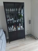Stalen zwarte vitrinekast., Huis en Inrichting, Kasten | Vitrinekasten, Ophalen, 50 tot 100 cm, 150 tot 200 cm, 25 tot 50 cm