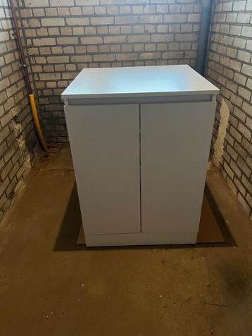 Wasmachine Ombouwkast - Praktisch beschikbaar voor biedingen