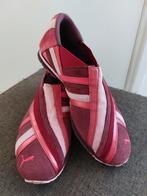 Sportieve roze rode Puma sneakers vintage maat 36, Ophalen of Verzenden, Zo goed als nieuw, Roze, Sneakers of Gympen