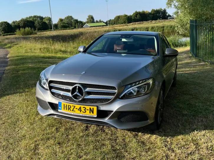 Mercedes-Benz C-Klasse C180 1.6 115KW Aut7 2015 Grijs, Auto's, Mercedes-Benz, Particulier, C-Klasse, ABS, Achteruitrijcamera, Airbags