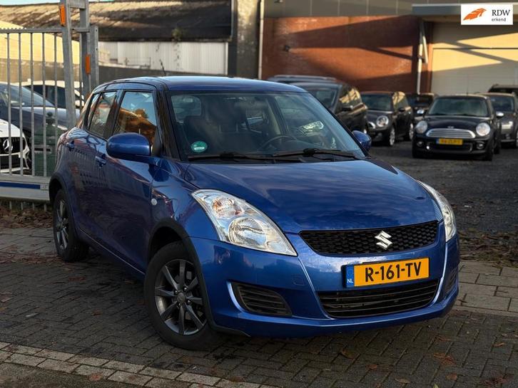 Suzuki Swift 1.2 Dynamic Allgrip 4X4 | 15” LMV | Airco | S, Auto's, Suzuki, Bedrijf, Te koop, Swift, 4x4, ABS, Airbags, Airconditioning