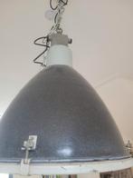 Mooie authentieke fabriekslamp, Huis en Inrichting, Ophalen, Zo goed als nieuw, 50 tot 75 cm