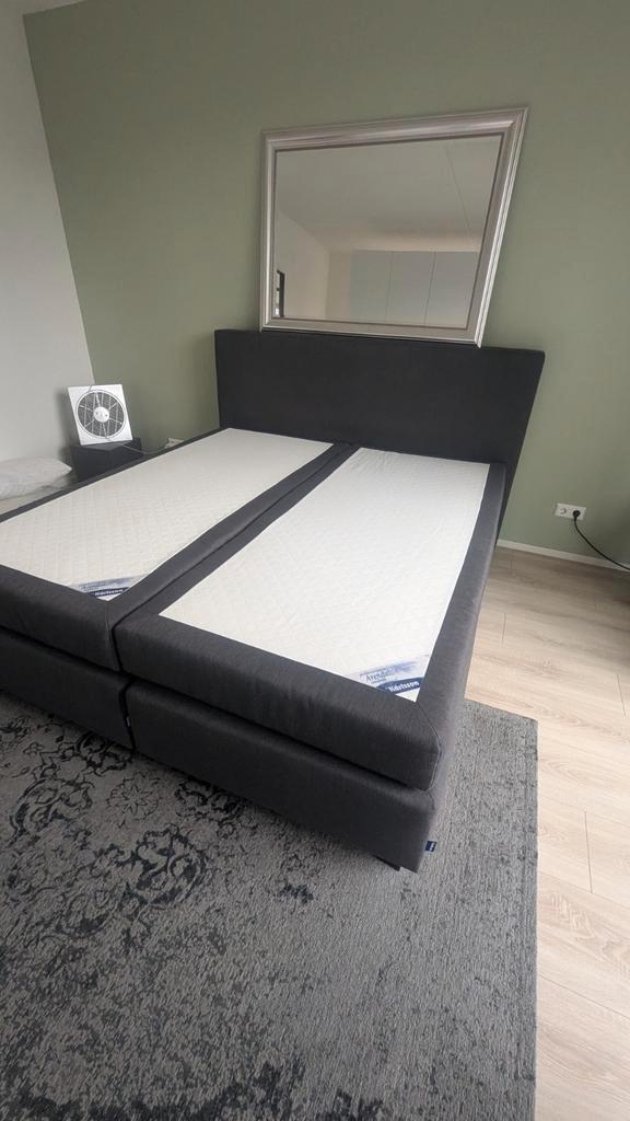 Karlsson Autentik Kurbat Boxspring - Zo goed als nieuw!, Huis en Inrichting, Slaapkamer | Bedden, Zo goed als nieuw, Tweepersoons
