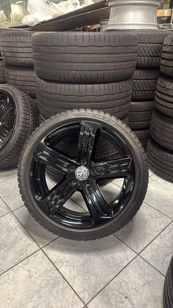 Originele set Volkswagen Golf 7 Winter❄️ wielen 18 inch velg, Auto-onderdelen, Banden en Velgen, Banden en Velgen, Winterbanden