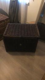 Grote donkerbruine rieten mand kist, Huis en Inrichting, Ophalen of Verzenden, Zo goed als nieuw