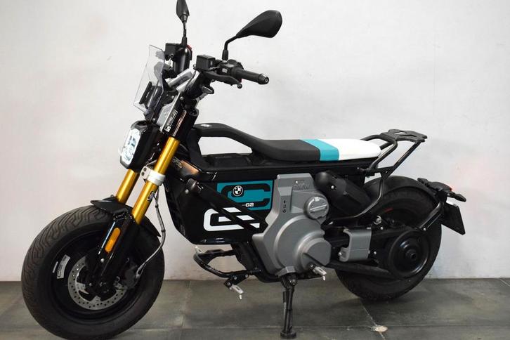 BMW CE 02 bj 2024 A2   ABS, Motoren, Motoren | BMW, Bedrijf, Scooter, Minimaal motorrijbewijs A1
