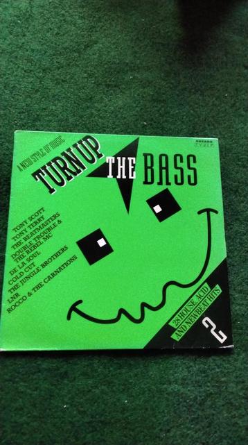 TURN UP THE BASS beschikbaar voor biedingen