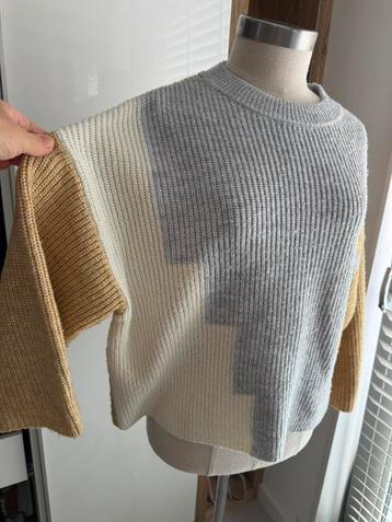 Object trui. S (M) beschikbaar voor biedingen