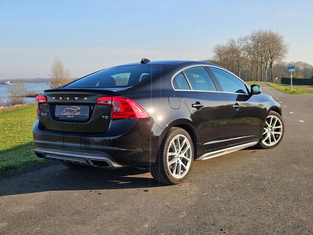 Volvo S60 2.0 T5 Summum | NL Auto | Ember Black Pearl, Auto's, Volvo, Gebruikt, Euro 6, 4 cilinders, 1969 cc