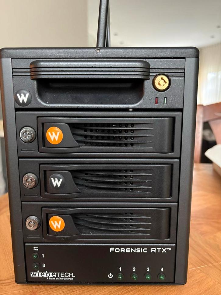 Wiebetech Forensic RTX - Data Acquisitie, Computers en Software, Servers, Gebruikt, 2 tot 3 Ghz, 64 GB, Hot swappable onderdelen