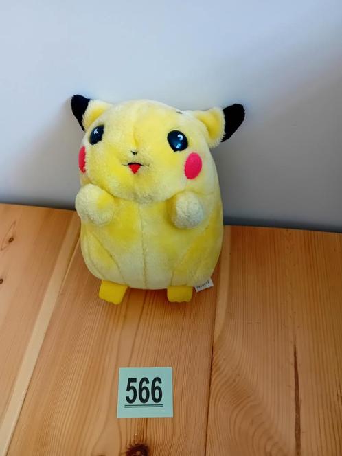 Pikachu Hasbro knuffel maakt geluid, Kinderen en Baby's, Speelgoed | Knuffels en Pluche, Gebruikt, Overige typen, Ophalen of Verzenden