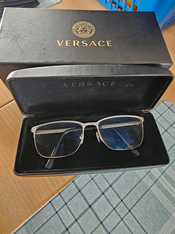 Versace bril  beschikbaar voor biedingen