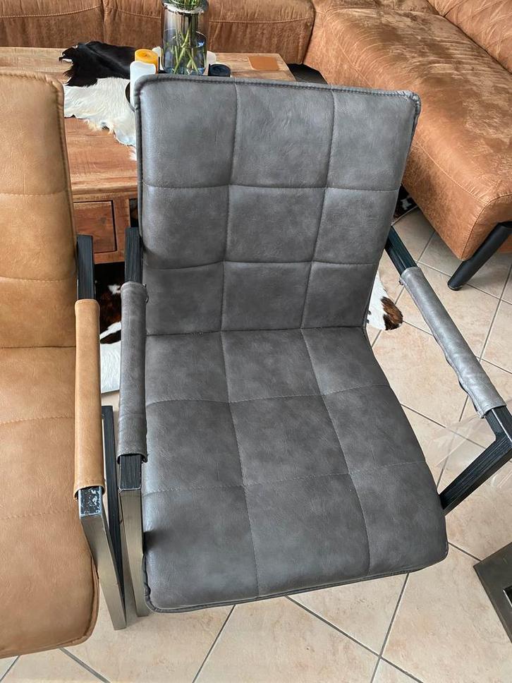 Industriele eetstoelen, Huis en Inrichting, Stoelen, Zo goed als nieuw, Grijs, Ophalen