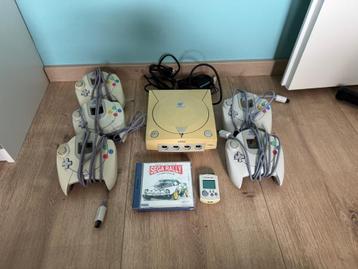 Orginele eerste eigenaar - Sega Dreamcast PAL - 5 controller beschikbaar voor biedingen