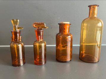 Kleine apothekersflessen (oa TK) beschikbaar voor biedingen