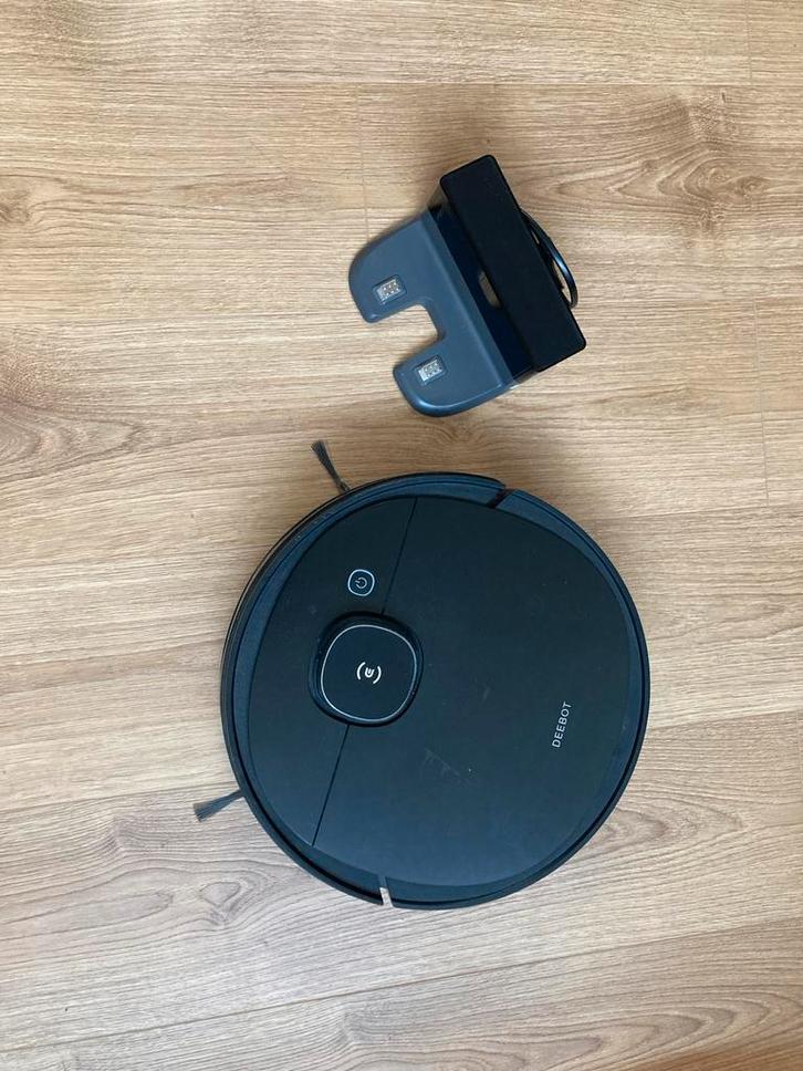 Deebot Ozmo 950 Robotstofzuiger, Witgoed en Apparatuur, Stofzuigers, Gebruikt, Robotstofzuiger, Minder dan 1200 watt, Reservoir