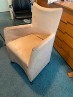 Fauteuil op wieltjes. Creme beigekleurig. Alleen ophalen., Ophalen, Gebruikt, Overige materialen, 50 tot 75 cm