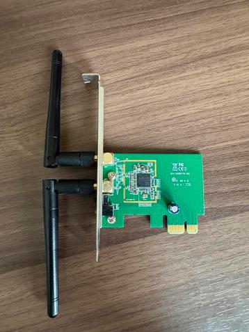 Asus PCE-N15 draadloze wifi netwerkcontroller beschikbaar voor biedingen