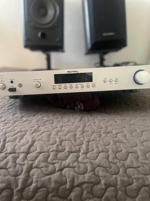 Audioset: Rotel RA-11 + Bowers & Wilkins Vision DS1, Audio, Tv en Foto, Versterkers en Receivers, Gebruikt, 120 watt of meer, Overige merken