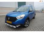 Dacia Dokker 1.2 TCe Stepway - lm velgen met all season band, Auto's, Dacia, Voorwielaandrijving, Euro 5, Stof, Zwart