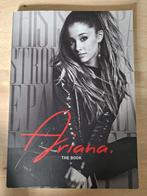Ariana Grande - The Book. Niet in Nederland verkrijgbaar, Ophalen of Verzenden, Zo goed als nieuw