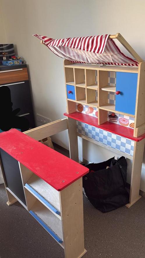Houten kinderwinkeltje / marktkraam, Kinderen en Baby's, Speelgoed | Houten speelgoed, Gebruikt, Meubelstuk of Keukentje, Ophalen