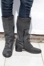 Warme grijze leren laarzen, gevoerd. Mt 38. Merk vibram, ., Ophalen of Verzenden, ., Grijs