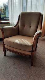 Fauteuil met vlechtwerk details, Ophalen, Gebruikt, Riet of Rotan, 50 tot 75 cm