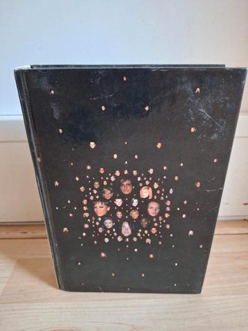 Bret Easton Ellis  - Glamorama (Hardcover) beschikbaar voor biedingen