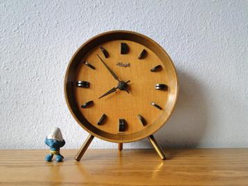 Mooie vintage design klok, Kienzle beschikbaar voor biedingen