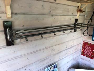 Vintage metalen Kapstok Wandkapstok beschikbaar voor biedingen
