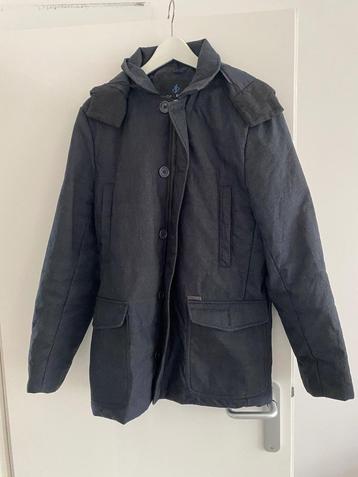 herenjas beschikbaar voor biedingen