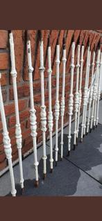 16 stuks wit Metalen Art Nouveau Trapspijlen Balusters €249, Ophalen of Verzenden
