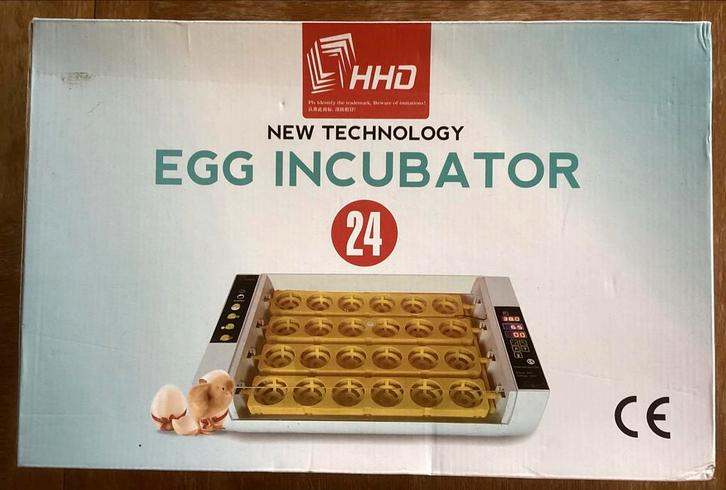 Automatische broedmachine voor 24 eieren, Dieren en Toebehoren, Pluimvee | Toebehoren, Zo goed als nieuw, Broedmachine, Ophalen of Verzenden